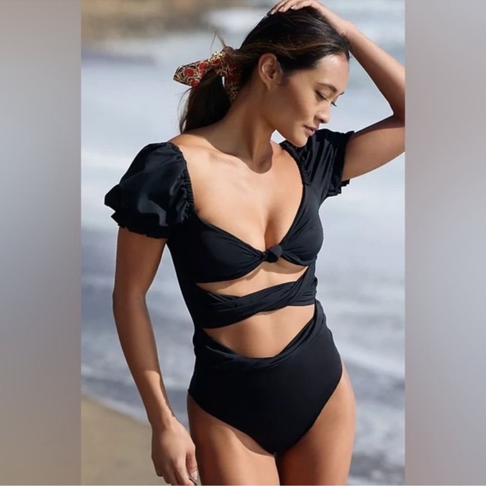 Agua bendita size small